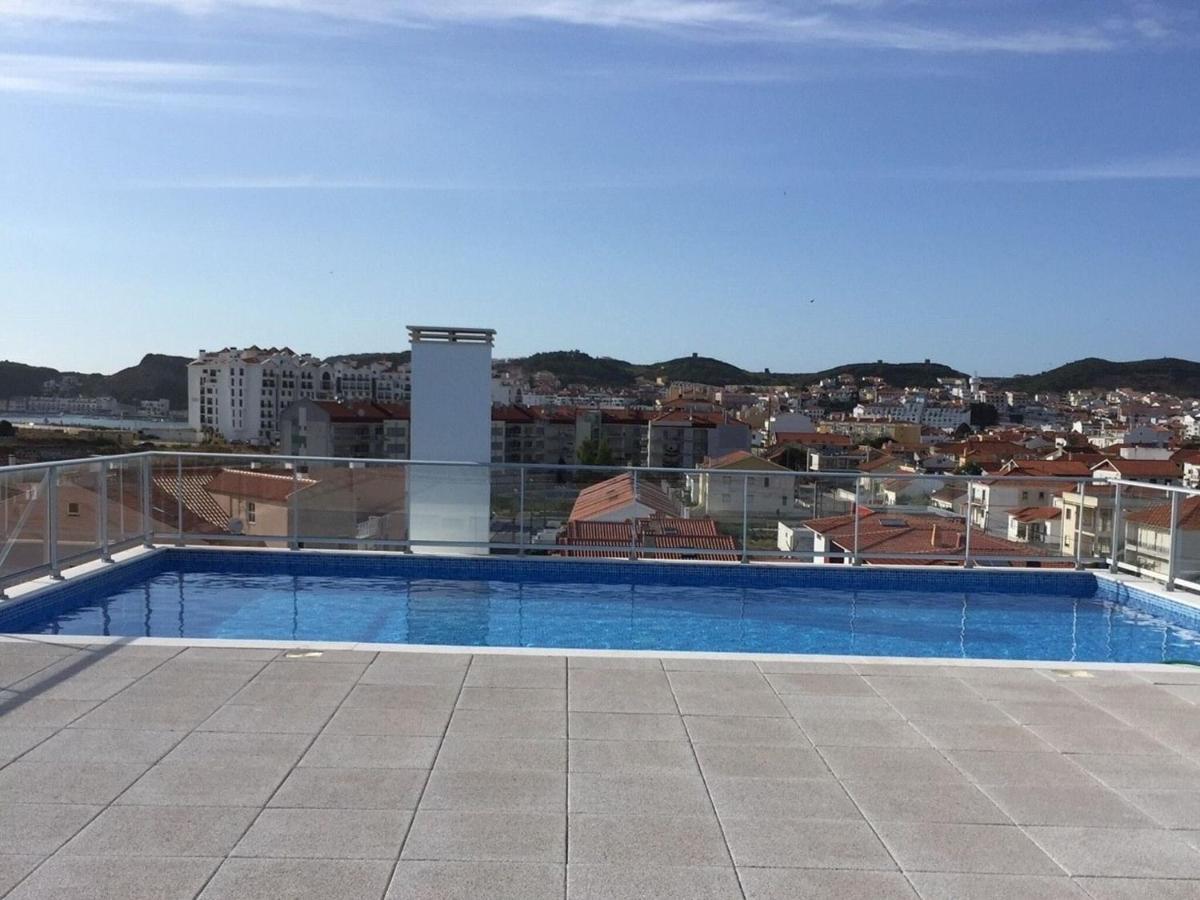 Beautiful Apartment In S O Martinho Do Porto With Balcony São Martinho do Porto Kültér fotó