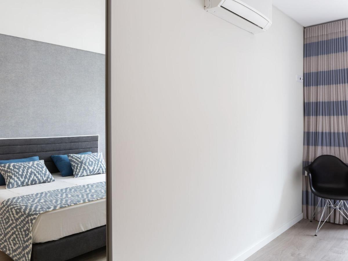 Beautiful Apartment In S O Martinho Do Porto With Balcony São Martinho do Porto Kültér fotó