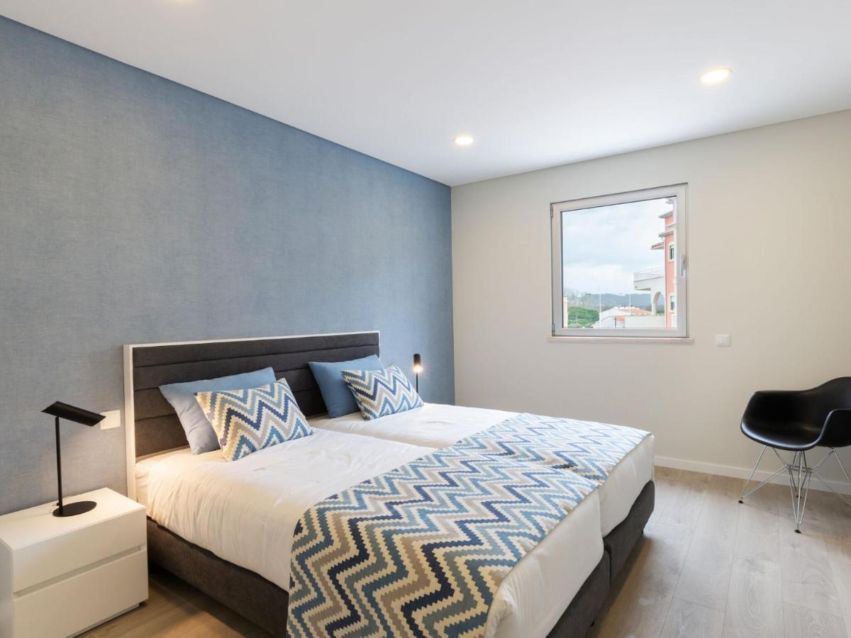 Beautiful Apartment In S O Martinho Do Porto With Balcony São Martinho do Porto Kültér fotó